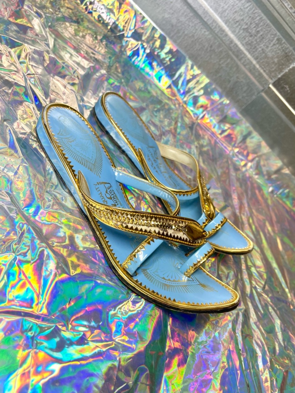 Vintage Kolhapuri Indian Pointed Toe Metallic Sandals Flip Flops Bombay - Picture 2 of 13